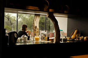 Der serveres aftensmad