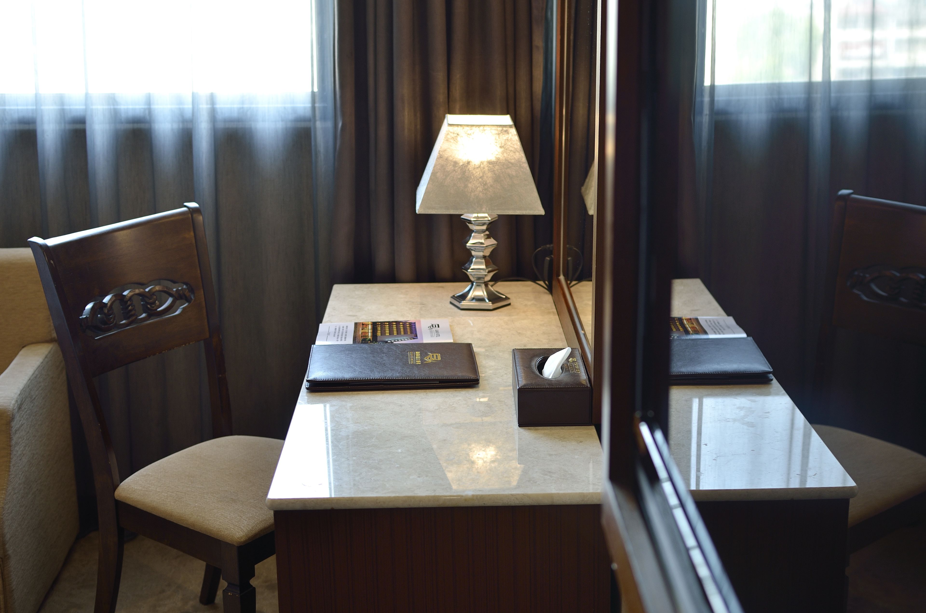 classic twin room | premium bedding, down duvets, free minibar, in-room safe