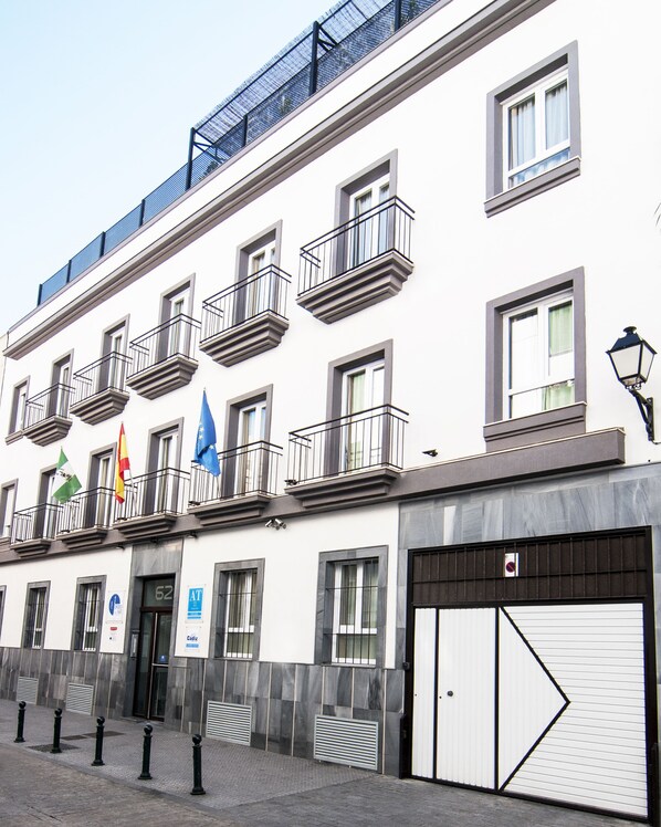 Fachada de la propiedad