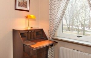 Twin Room | Living room | LCD TV