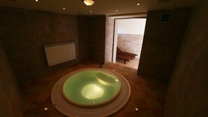Indoor spa tub - Hotel U Kata (Kutna Hora)