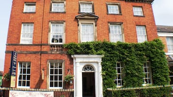 مدخل المنشأة