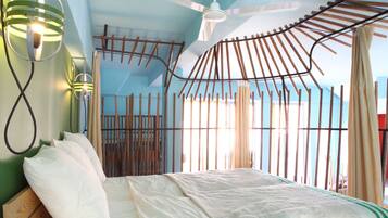 Standard Quadruple Room, Ensuite (Dune) | 6 bedrooms, premium bedding, free WiFi, bed sheets