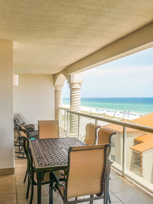 Condo, 3 Bedrooms (Gulf Front, Beach Chairs Included) | Balcony