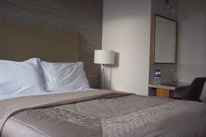 Free WiFi, bed sheets