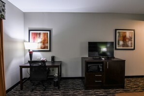 Minibar, Schreibtisch, laptopgeeigneter Arbeitsplatz