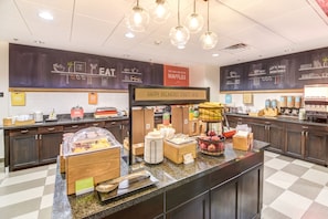 Desayuno buffet incluido todos los días