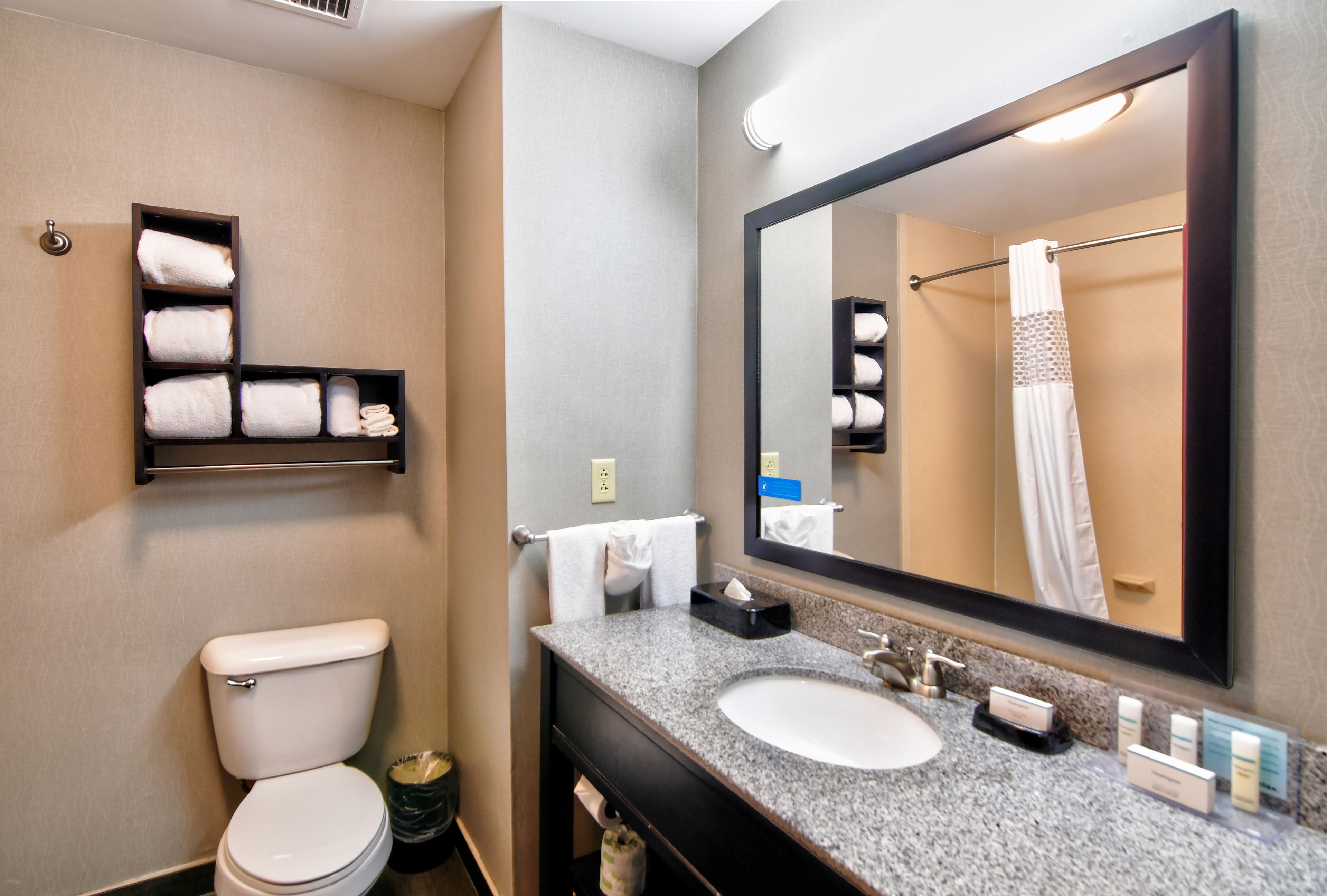 free toiletries, towels