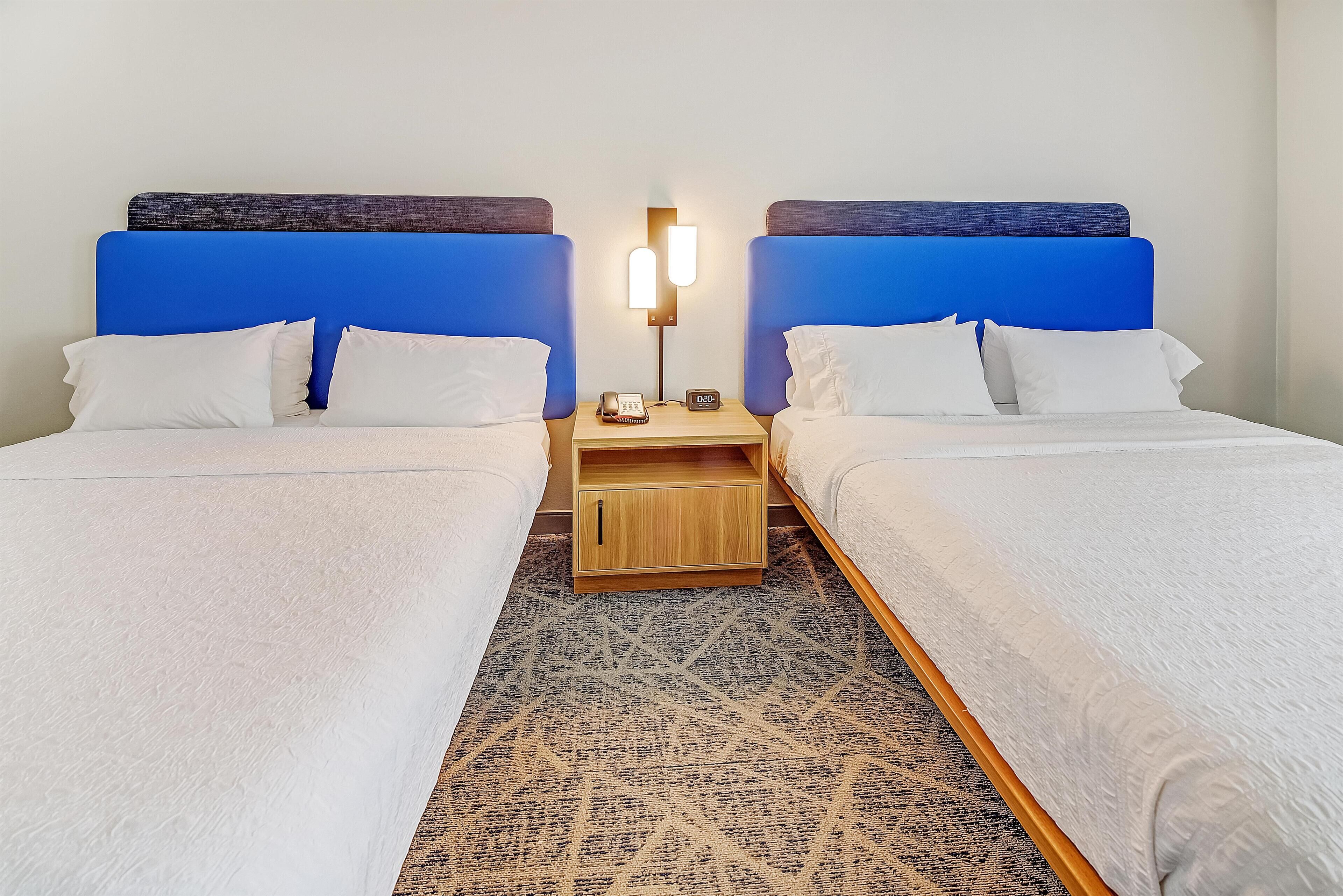 Minibar, Schreibtisch, laptopgeeigneter Arbeitsplatz