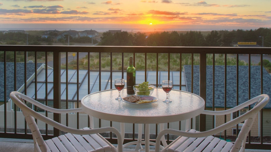 WorldMark Surfside Inn