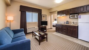 Unclassified image, 5 of 28, button - Chateau All Suites Hotel (Kindersley)