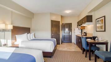 Chambre Double Standard, 2 grands lits, coin cuisine