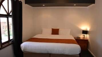 1 bedroom, minibar, in-room safe, desk