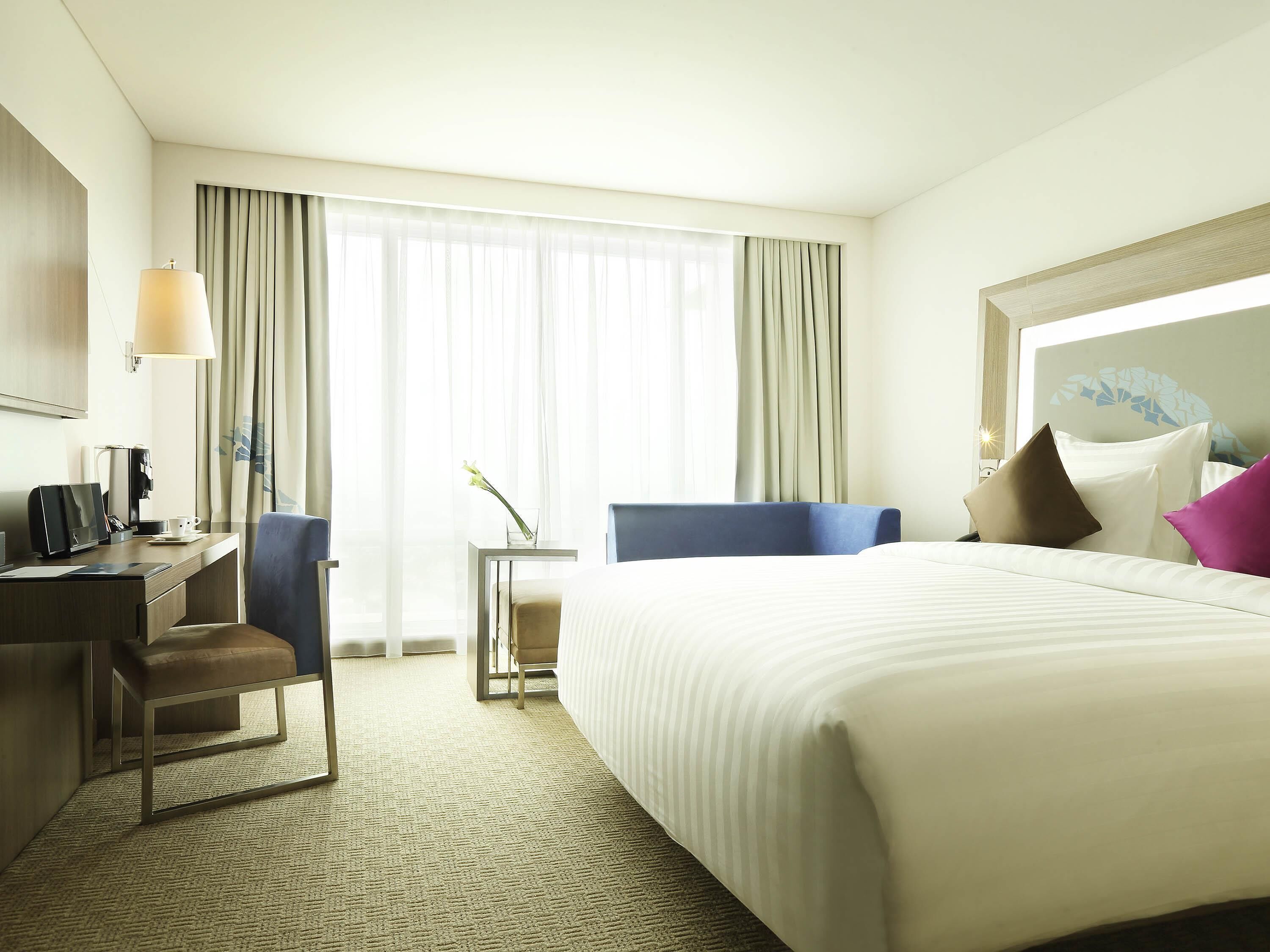 Minibar, in-room safe, desk, iron/ironing board (on request)