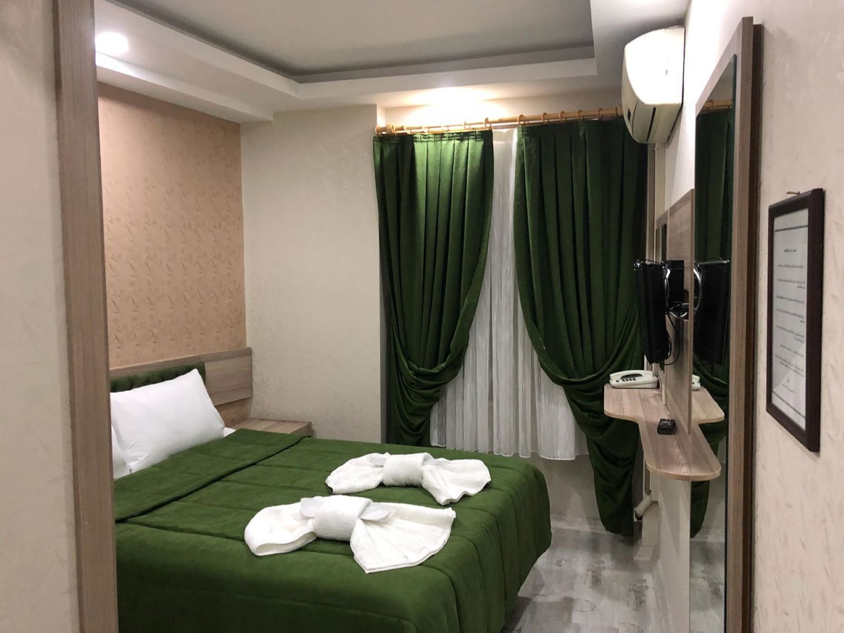 In-room safe, desk, soundproofing, free WiFi