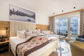 Minibar, in-room safe, free WiFi, bed sheets - Hotel Alpenkönigin Alpine Luxury   (See)