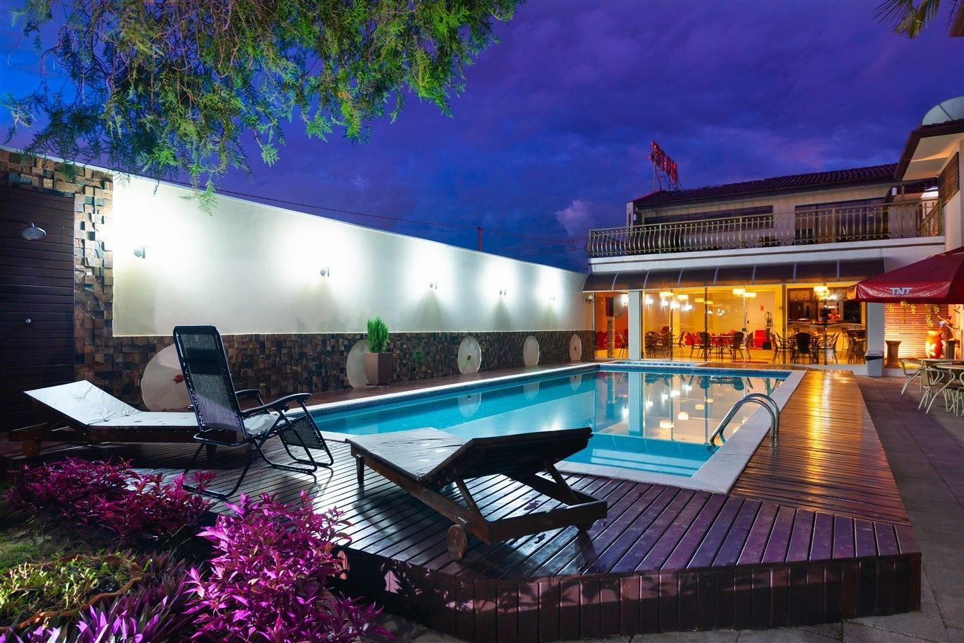 Outdoor pool, open 10 AM to midnight, sun loungers