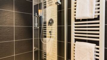Loft, Balcony, Mountain View | Bathroom shower