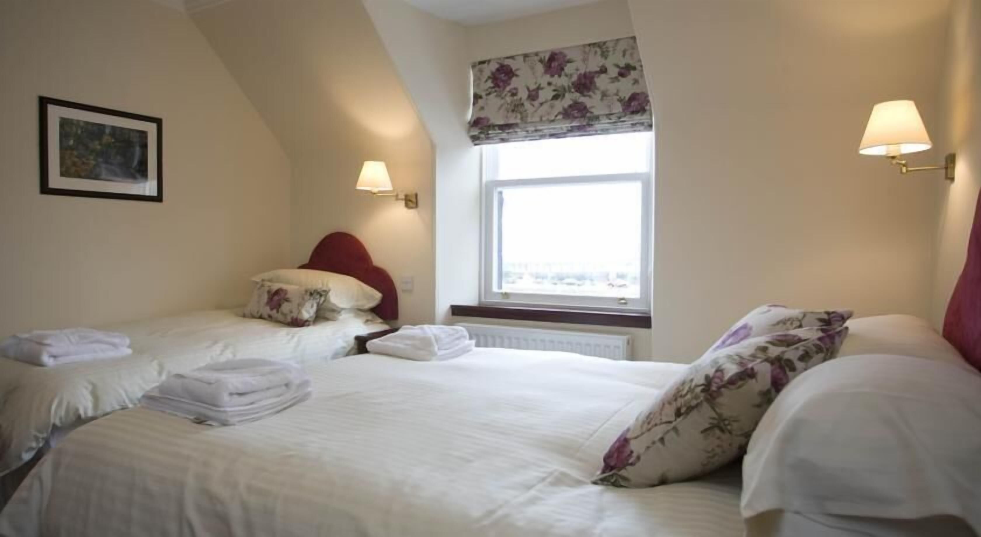 Desk, iron/ironing board, free WiFi, bed sheets