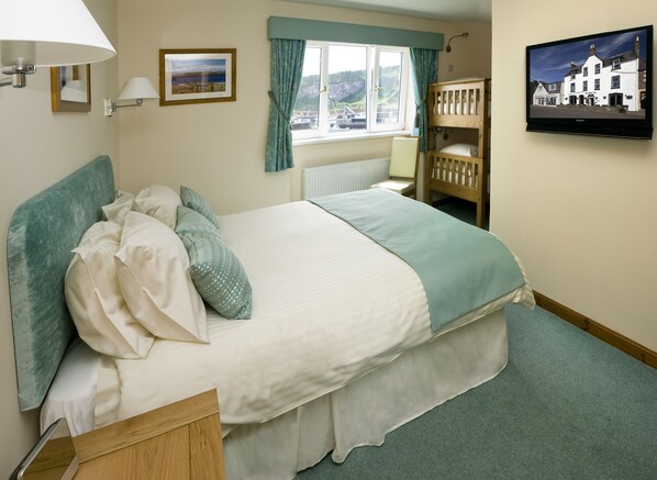 4 人部屋 ハーバービュー | ビーチ / オーシャン ビュー