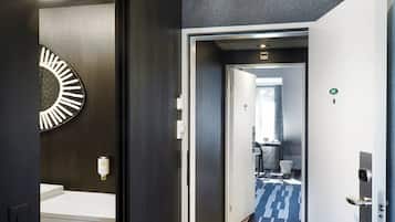 Suíte família | 1 quarto, roupas de cama antialérgicas, frigobar, cofres nos quartos