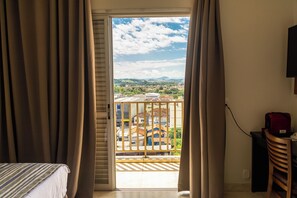 Quarto premium | Frigobar, cofres nos quartos, individualmente decorados
