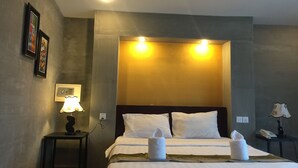Room - Hometown Hotel (Phnom Penh)