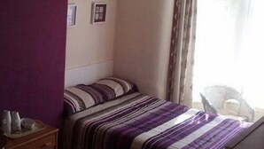 Suite, eget bad (3 Persons) | Wi-fi (inkludert)