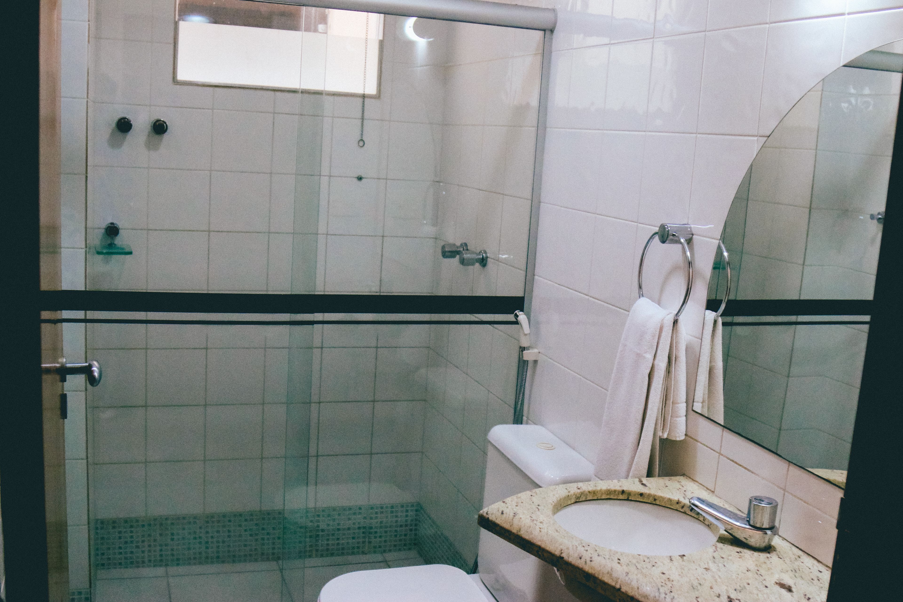 shower, free toiletries, towels