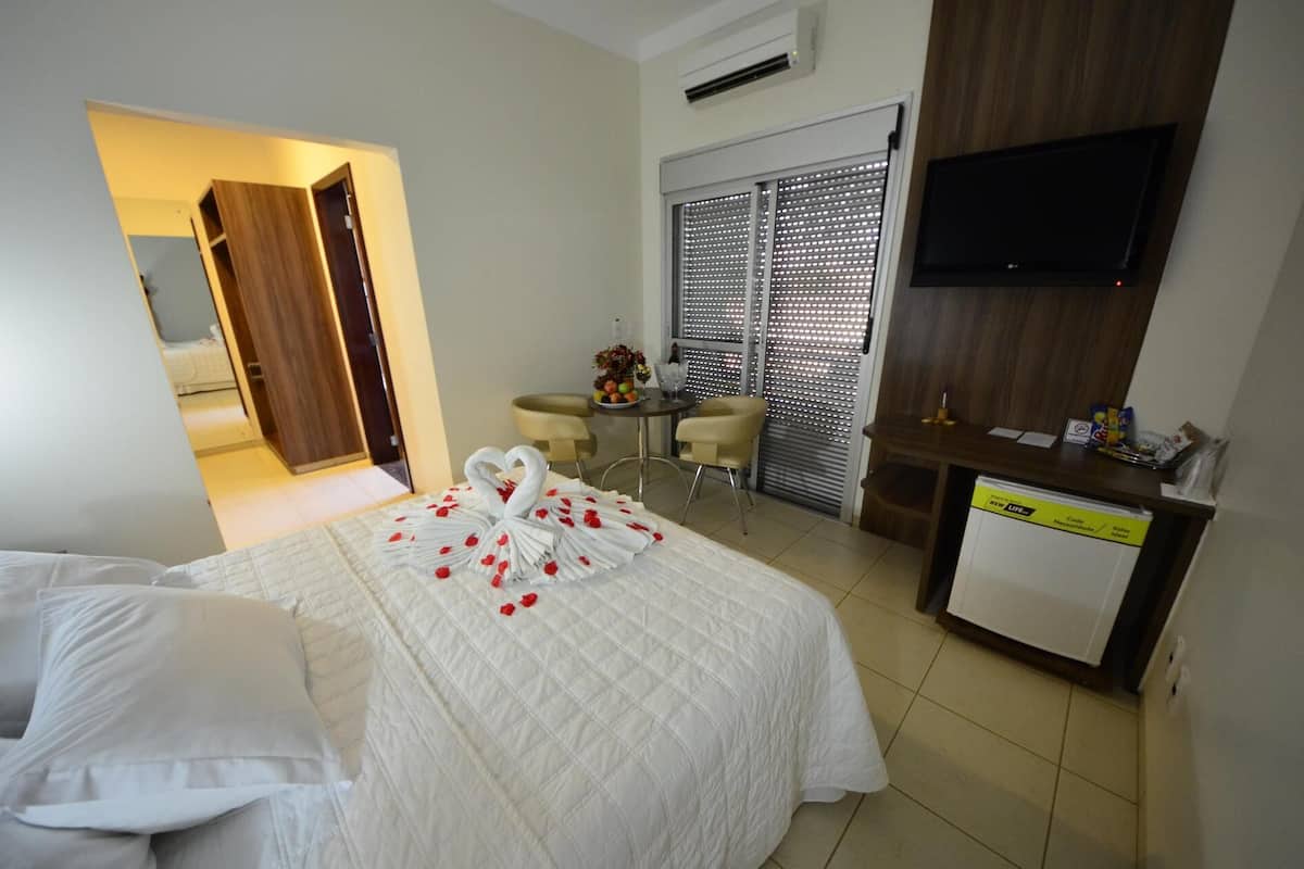 1 habitación, minibar, insonorización y wifi gratis