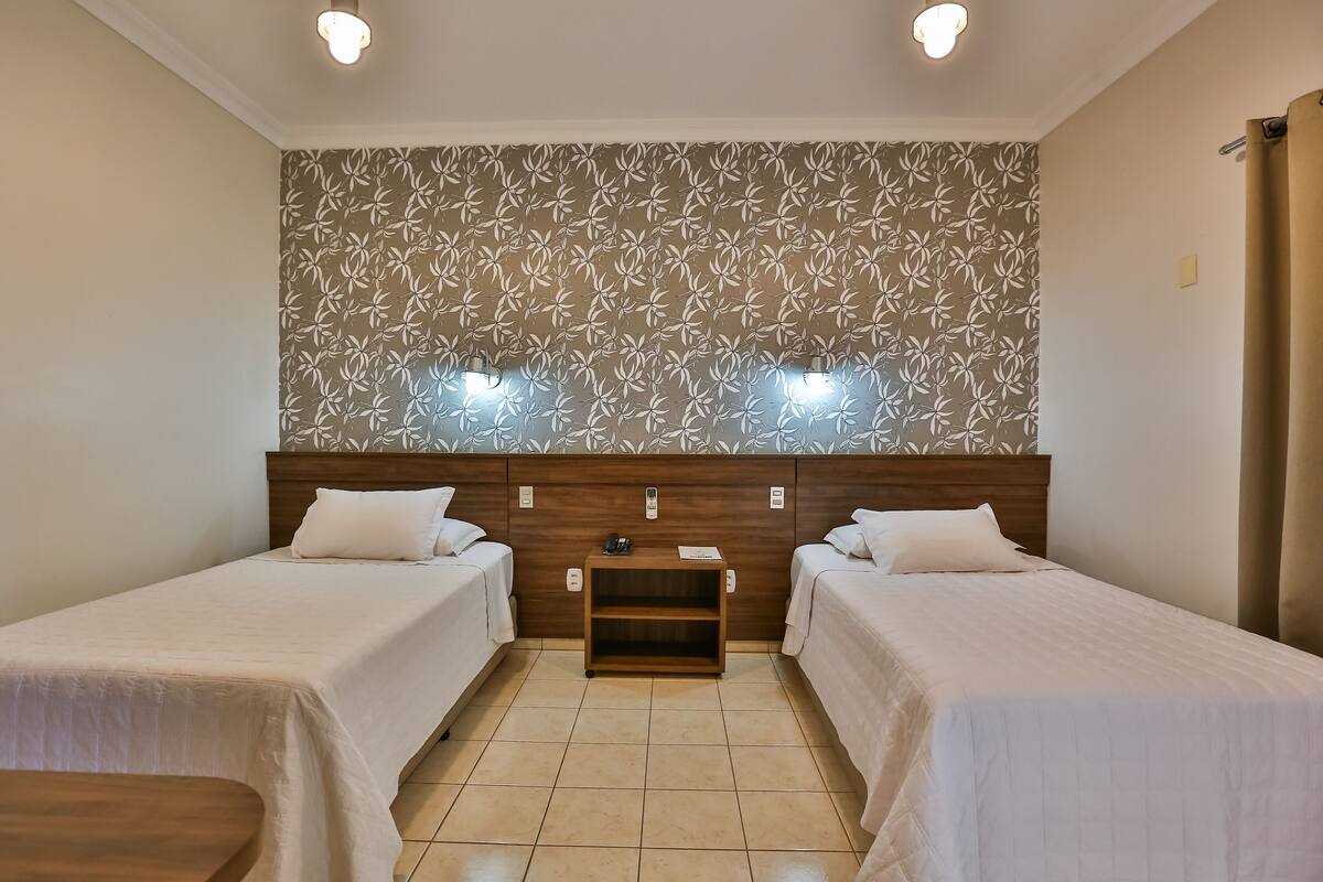 standard twin room | 1 bedroom, minibar, soundproofing, free wifi