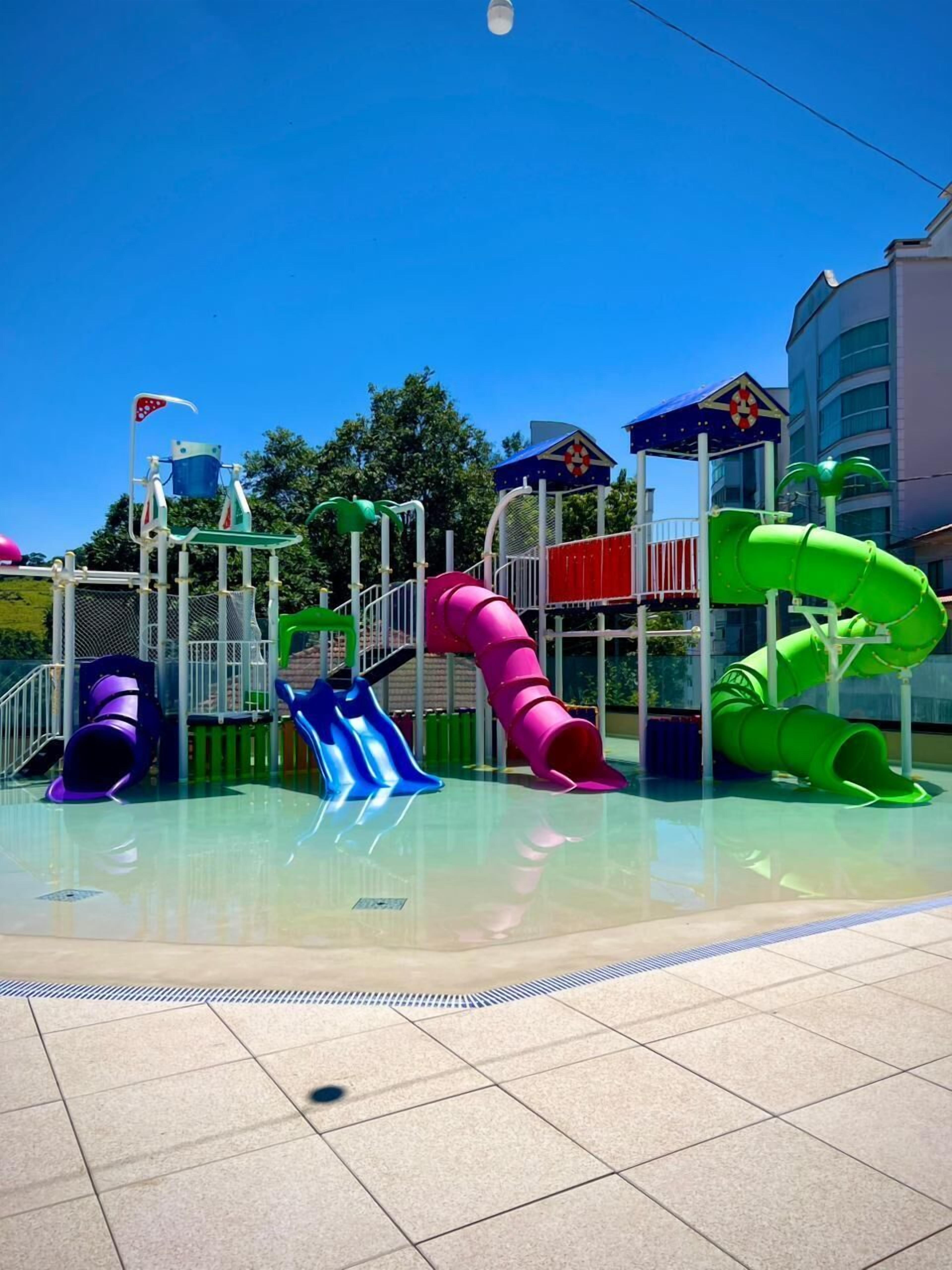 Außen-Kinderspielplatz