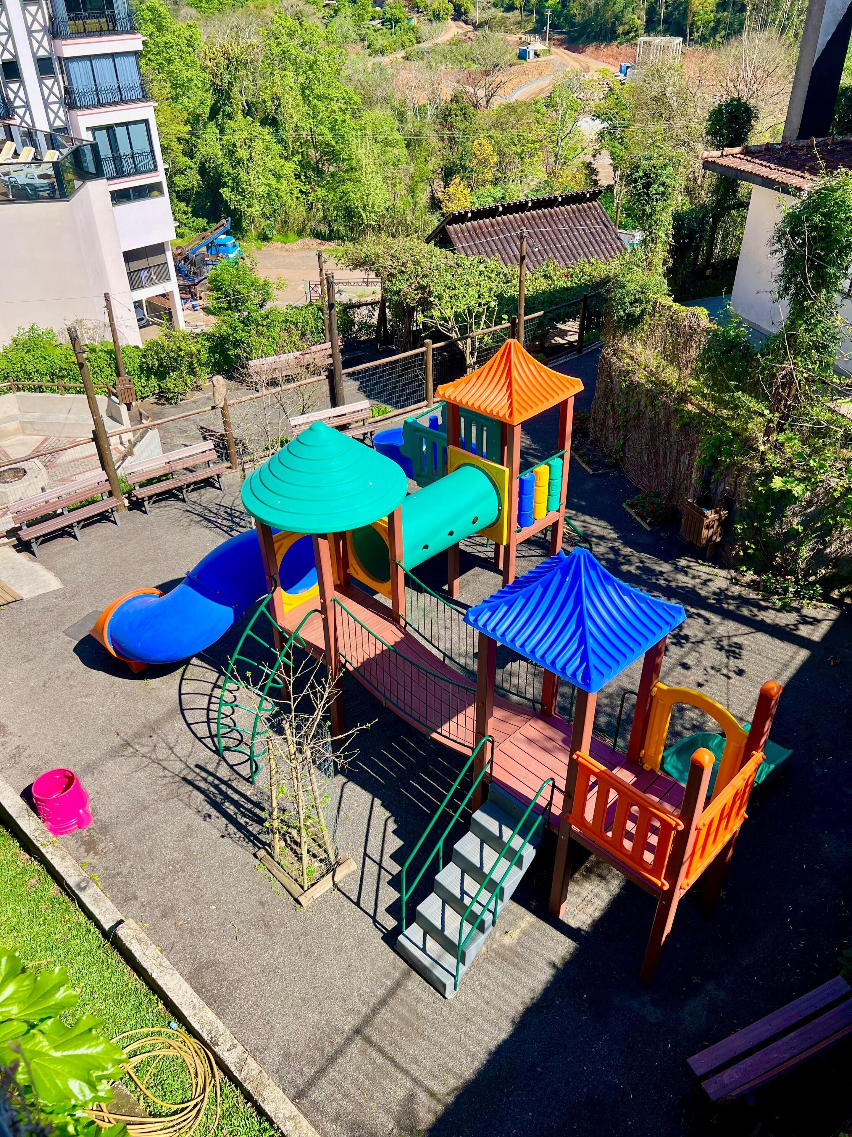 children’s play area – outdoor