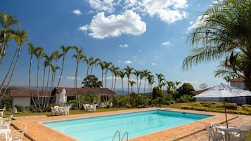 Outdoor pool, sun loungers