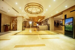 Lobby - Phoenix Regalia Hotel Chunxi - Chengdu (Chengdu)