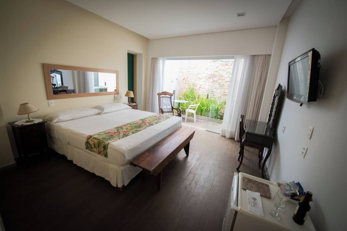 Chambre Deluxe | 1 chambre, minibar, coffres-forts dans les chambres
