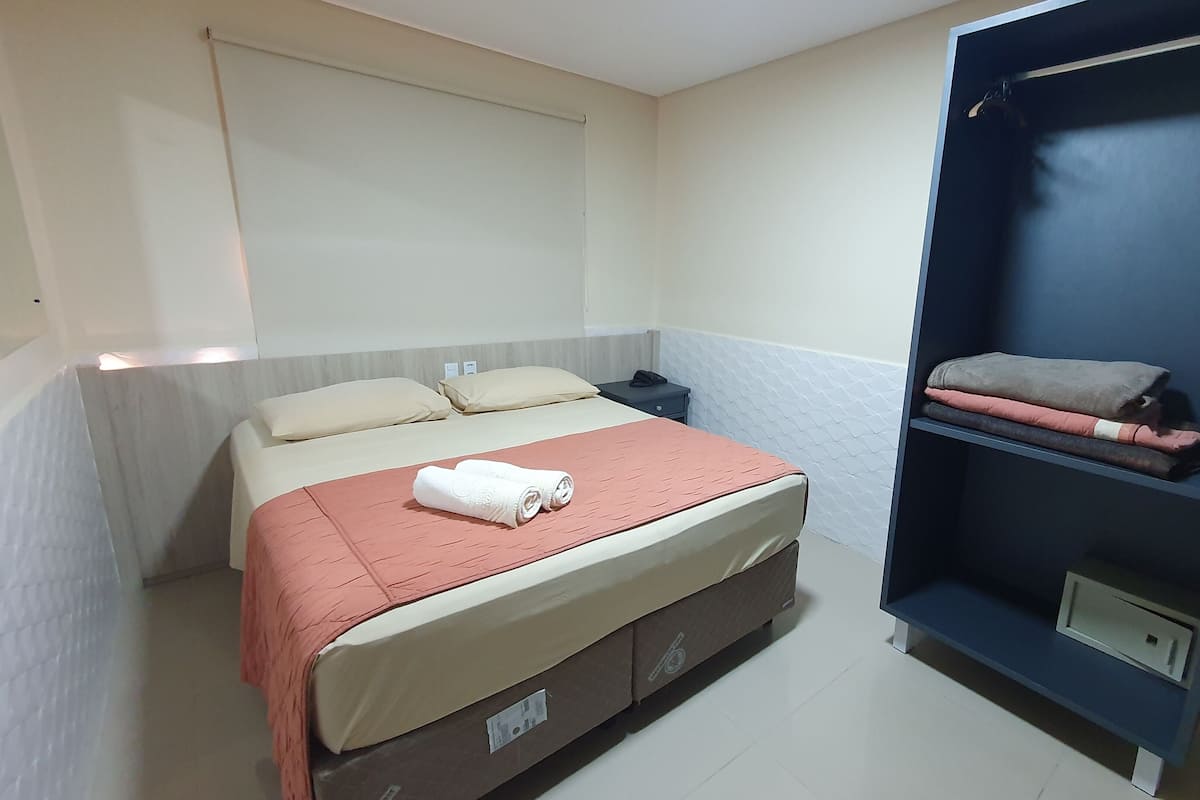 Standard-Doppel- oder -Zweibettzimmer