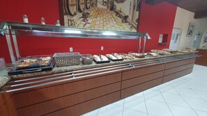 Free daily buffet breakfast