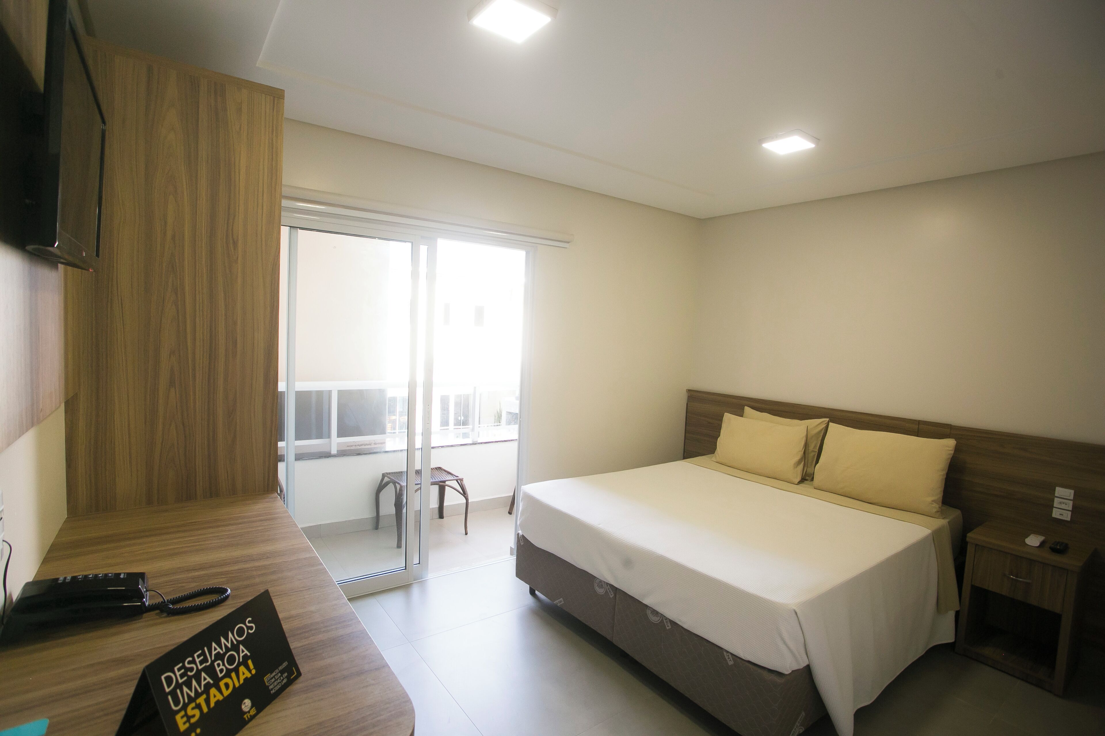 Superior Double Room | Minibar, in-room safe, blackout drapes, soundproofing