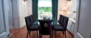 Apartment, 3 Bedrooms, Park View | View from room - Arlington House (London)