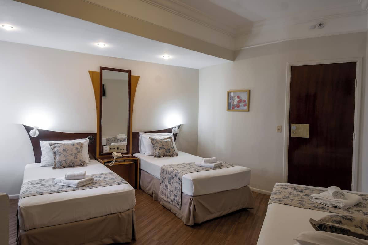 1 chambre, minibar, coffres-forts dans les chambres, rideaux occultants