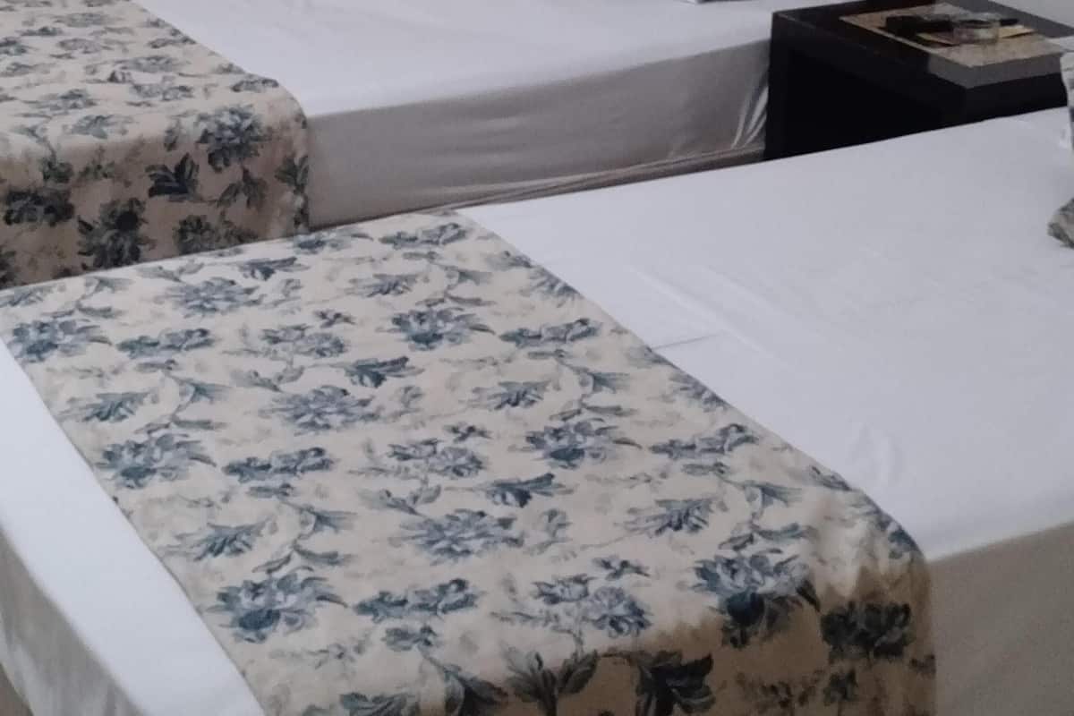 1 chambre, minibar, coffres-forts dans les chambres, rideaux occultants