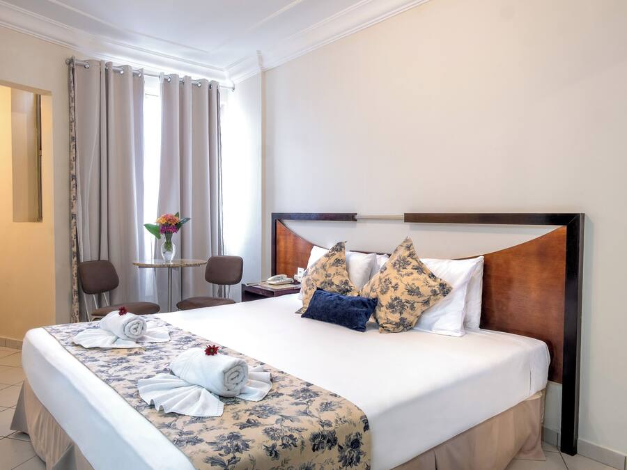 Standard Double Room | 1 bedroom, minibar, in-room safe, blackout drapes