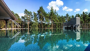 3 piscines extérieures, tentes de plage, parasols de plage