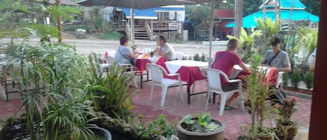 Frühstück, Mittagessen, Abendessen, thailändische Küche