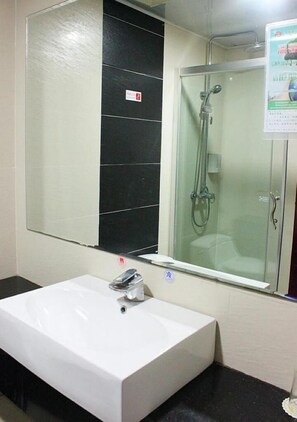 Room - Kaiserdom Hotel (Guangzhou)