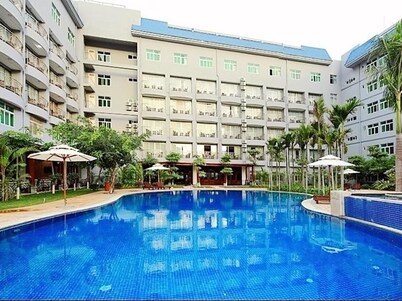 Bahamas Holiday Hotel - Sanya