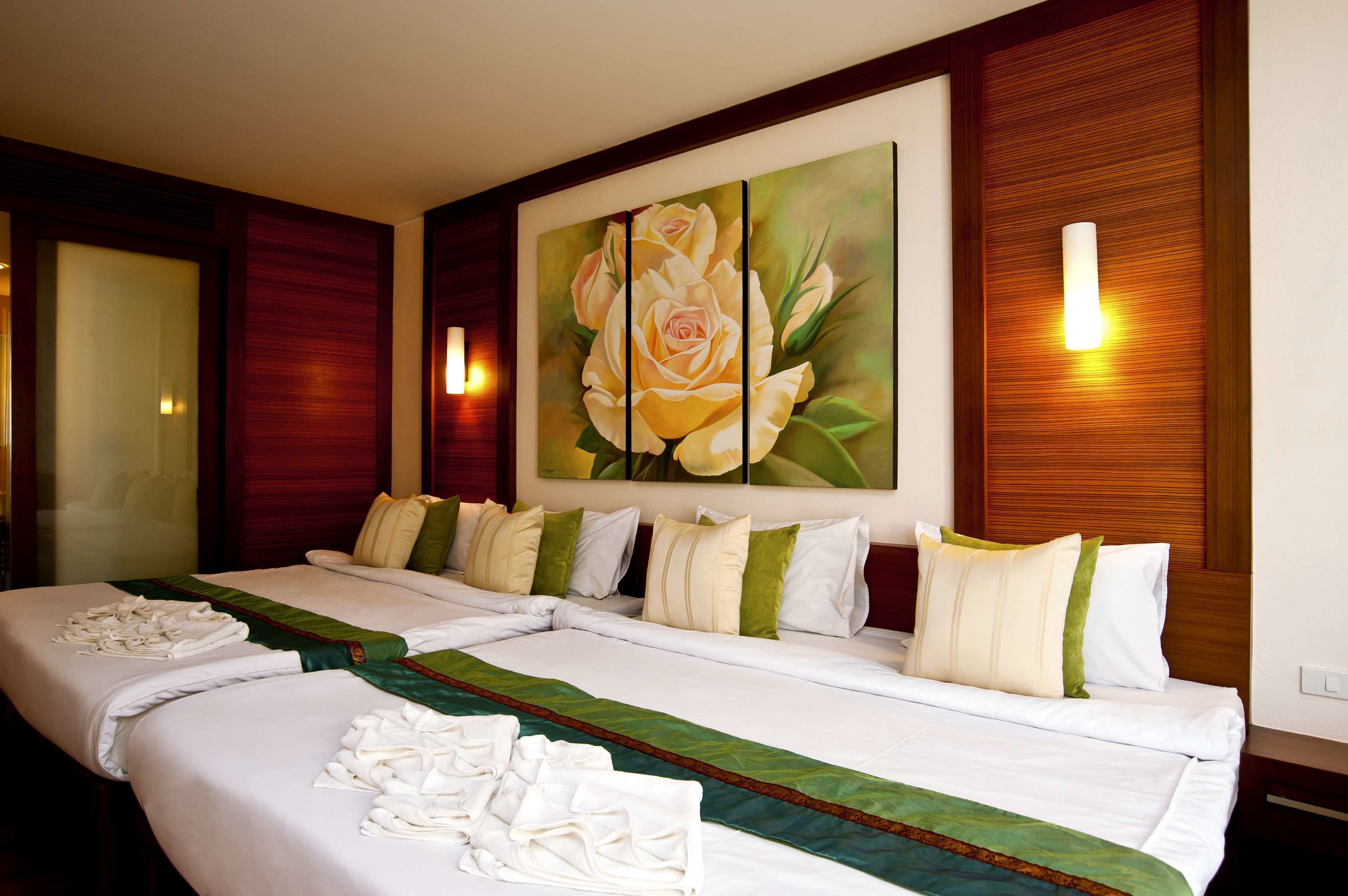 Ropa de cama de alta calidad y minibar 