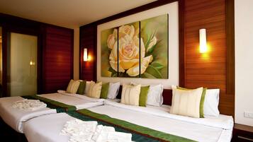 Ropa de cama de alta calidad y minibar