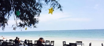 Samed Pavilion Resort & Restaurant